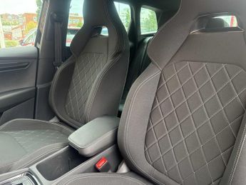 SKODA KAROQ 1.5 Tsi Sportline 5Dr Dsg