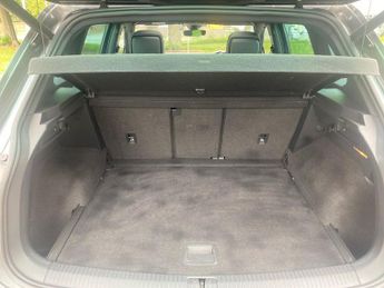 VOLKSWAGEN TIGUAN 2.0 Tdi 150 R-Line Tech 5Dr Dsg