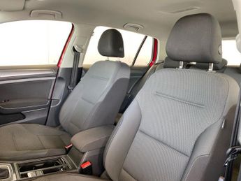 VOLKSWAGEN GOLF 1.5 Tsi Evo Se Hatchback 5Dr Petrol Dsg Euro 6 (S/S) (130 Ps)