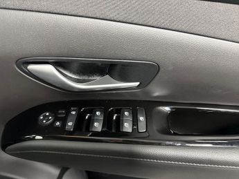 HYUNDAI TUCSON Hyundai Tucson Premium T-Gdi Hev