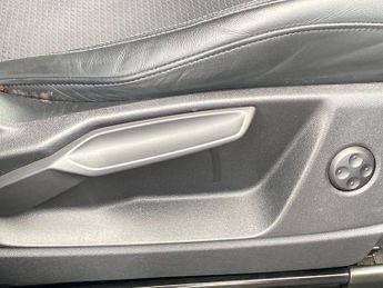 AUDI Q5 40 Tdi Quattro S Line 5Dr S Tronic