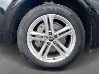 AUDI Q5 40 Tdi Quattro S Line 5Dr S Tronic