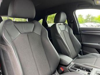 AUDI Q3 2.0 Tfsi 40 S Line Sportback 5Dr Petrol S Tronic Quattro Euro 6 