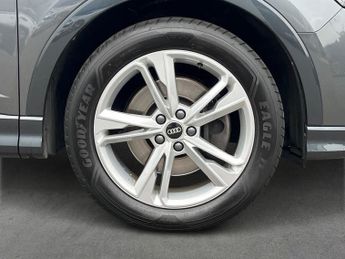 AUDI Q3 2.0 Tfsi 40 S Line Sportback 5Dr Petrol S Tronic Quattro Euro 6 