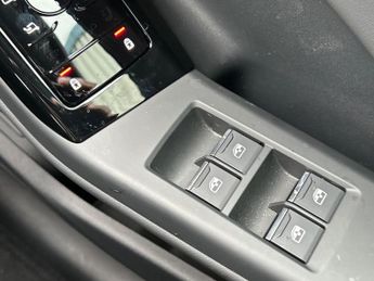 AUDI Q6 185Kw 83Kwh Sport 5Dr Auto