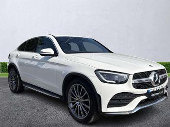 Mercedes GLC Glc 300 4Matic Amg Line Premium 5Dr 9G-Tronic