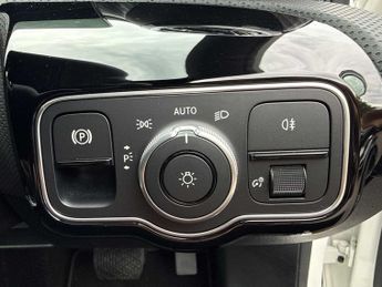 MERCEDES-BENZ A CLASS A180 Sport Executive 5Dr Auto