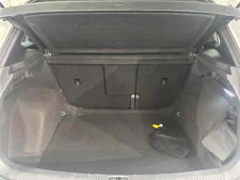 VOLKSWAGEN TIGUAN 1.5 Tsi 150 R-Line 5Dr Dsg