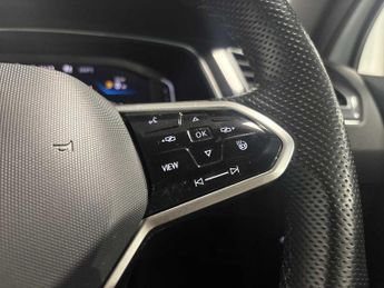 VOLKSWAGEN TIGUAN 1.5 Tsi 150 R-Line 5Dr Dsg