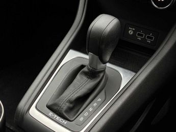RENAULT CAPTUR 1.6 E-Tech Full Hybrid 145 Techno 5Dr Auto