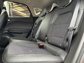 RENAULT CAPTUR 1.6 E-Tech Full Hybrid 145 Techno 5Dr Auto
