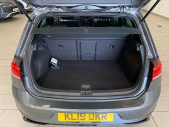 VOLKSWAGEN GOLF 2.0 Tdi R-Line Hatchback 5Dr Diesel Dsg Euro 6 (S/S) (150 Ps)