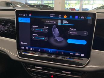 VOLKSWAGEN PASSAT 1.5 Etsi Mhev Elegance Estate 5Dr Petrol Hybrid Dsg Euro 6 (S/S)