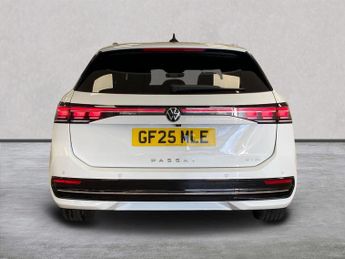 VOLKSWAGEN PASSAT 1.5 Etsi Mhev Elegance Estate 5Dr Petrol Hybrid Dsg Euro 6 (S/S)