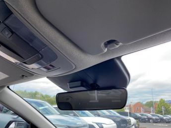 KIA NIRO 150Kw 2 Nav 65Kwh 5Dr Auto