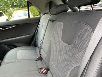 KIA NIRO 150Kw 2 Nav 65Kwh 5Dr Auto