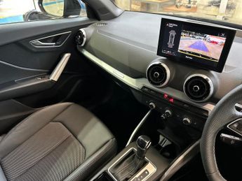 AUDI Q2 1.5 Tfsi Cod 35 Black Edition Suv 5Dr Petrol S Tronic Euro 6 (S/