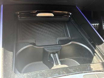 MERCEDES-BENZ GLA Gla 200 Amg Line Executive 5Dr Auto