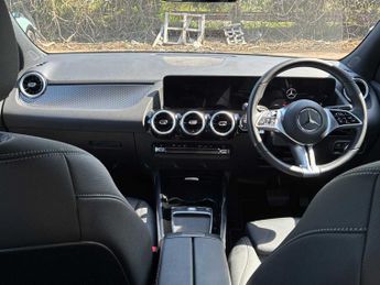 MERCEDES-BENZ GLA Gla 200 Sport Executive 5Dr Auto