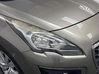 PEUGEOT 3008 2.0 Hdi Allure Suv 5Dr Diesel Auto Euro 5 (163 Ps)