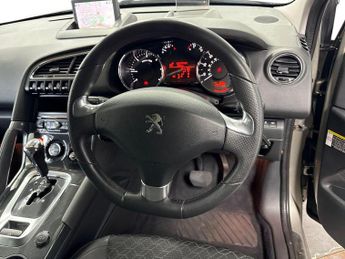 PEUGEOT 3008 2.0 Hdi Allure Suv 5Dr Diesel Auto Euro 5 (163 Ps)