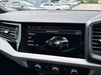 AUDI A1 1.0 Tfsi 30 S Line Sportback 5Dr Petrol S Tronic Euro 6 (S/S) (1