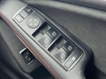 MERCEDES-BENZ CLA Cla 220D Amg Line 5Dr Tip Auto