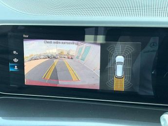 MERCEDES-BENZ EQC Eqc 400 300Kw Amg Line 80Kwh 5Dr Auto