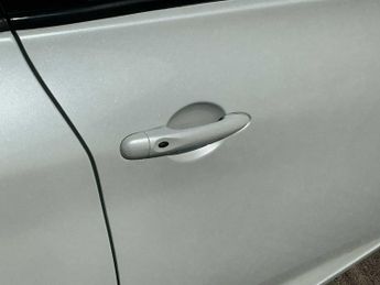 RENAULT ZOE 80Kw I Iconic R110 50Kwh 5Dr Auto