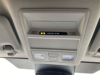VOLKSWAGEN TRANSPORTER 2.0 Tdi T32 Commerce Pro Panel Van 5Dr Diesel Auto Fwd Lwb Euro 
