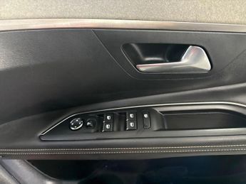 PEUGEOT 3008 1.5 Bluehdi Gt Suv 5Dr Diesel Eat Euro 6 (S/S) (130 Ps)