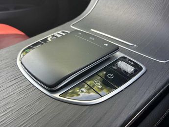 MERCEDES-BENZ GLC Glc 220D 4Matic Amg Line Premium 5Dr 9G-Tronic
