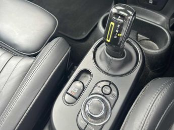 MINI HATCHBACK 135Kw Cooper S Level 3 33Kwh 3Dr Auto