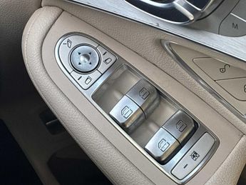 MERCEDES-BENZ GLC Glc 220D 4Matic Sport Premium Plus 5Dr 9G-Tronic
