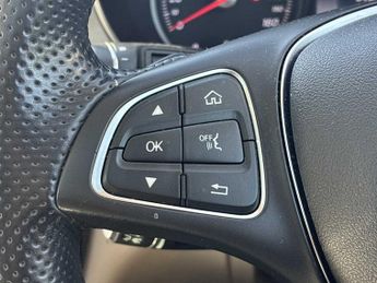 MERCEDES-BENZ GLC Glc 220D 4Matic Sport Premium Plus 5Dr 9G-Tronic