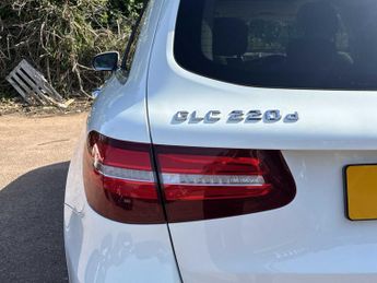 MERCEDES-BENZ GLC Glc 220D 4Matic Sport Premium Plus 5Dr 9G-Tronic
