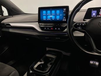 VOLKSWAGEN ID.4 Pro Performance 77Kwh Family Suv 5Dr Electric Auto (204 Ps)