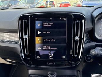 VOLVO XC40 1.5 T3 [163] R Design 5Dr Geartronic