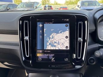 VOLVO XC40 1.5 T3 [163] R Design 5Dr Geartronic