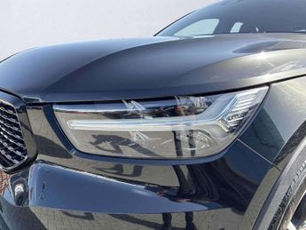 VOLVO XC40 1.5 T3 [163] R Design 5Dr Geartronic
