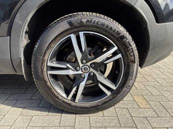 VOLVO XC40 1.5 T3 [163] R Design 5Dr Geartronic