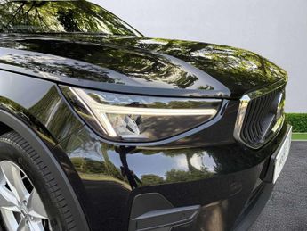 VOLVO XC40 2.0 B3P Core 5Dr Auto