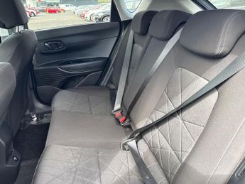 HYUNDAI BAYON 1.0 T-Gdi Mhev Premium Suv 5Dr Petrol Hybrid Dct Euro 6 (S/S) (1