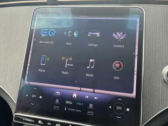 MERCEDES-BENZ EQE Eqe 300 180Kw Amg Line Premium 89Kwh 4Dr Auto