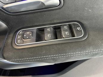 MERCEDES-BENZ A CLASS A200 Amg Line Executive Edition 5Dr Auto