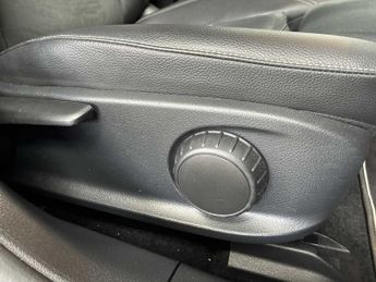 MERCEDES-BENZ A CLASS A200 Amg Line Premium Edition 5Dr Auto