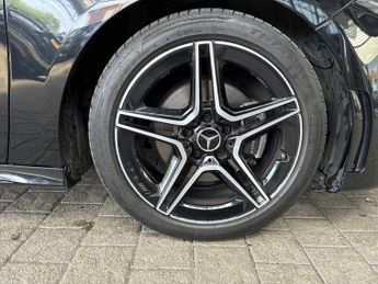 MERCEDES-BENZ A CLASS A200 Amg Line Premium Edition 5Dr Auto