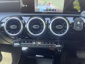 MERCEDES-BENZ A CLASS A180D Sport 5Dr Auto