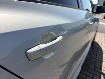 AUDI A1 30 Tfsi S Line 5Dr S Tronic