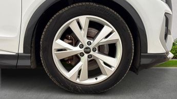 AUDI Q4 40 S Line Sportback 5Dr Electric Auto 82Kwh (204 Ps)
